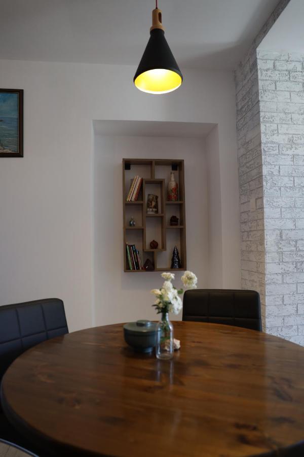 Apartment Dimant *